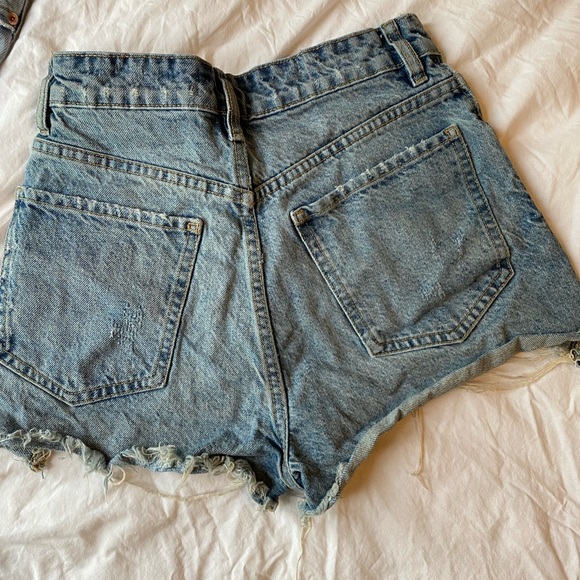 Zara jean shorts - Picture 7 of 8